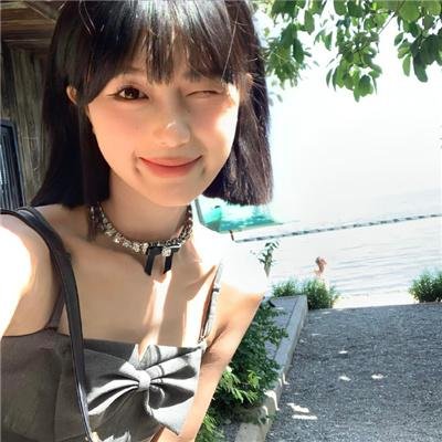镜狮子